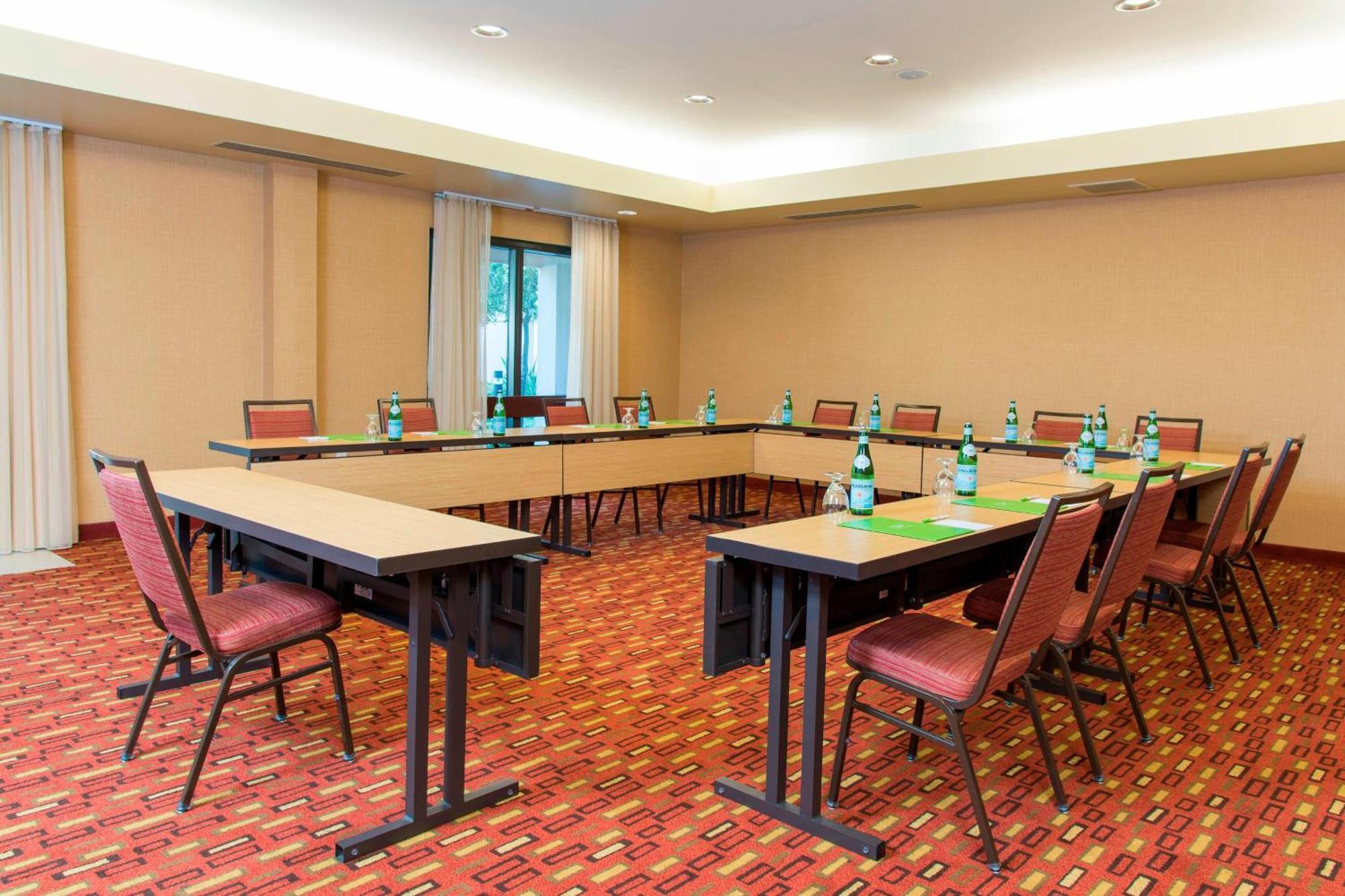 Courtyard By Marriott Livermore Exterior foto