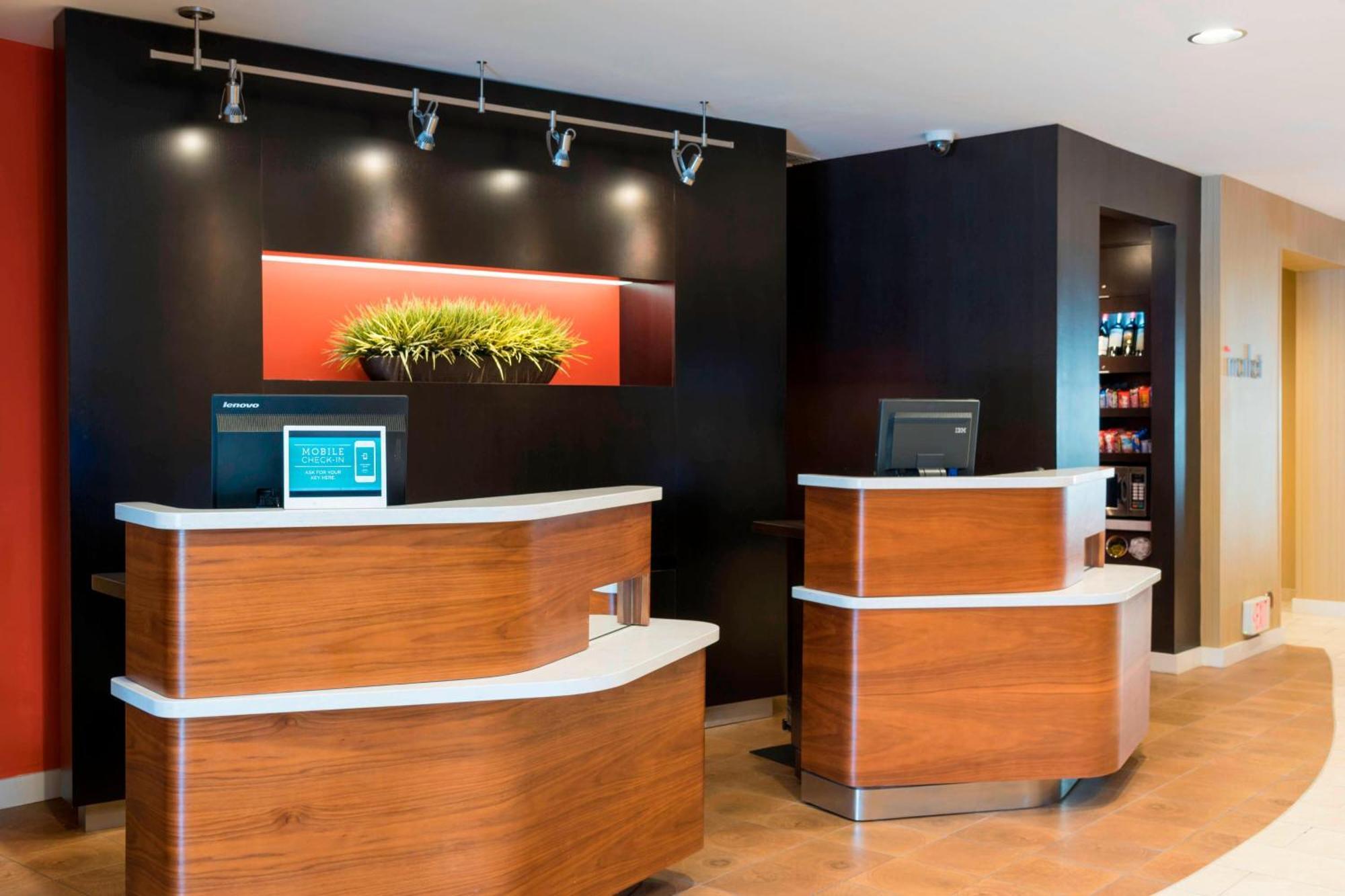 Courtyard By Marriott Livermore Exterior foto